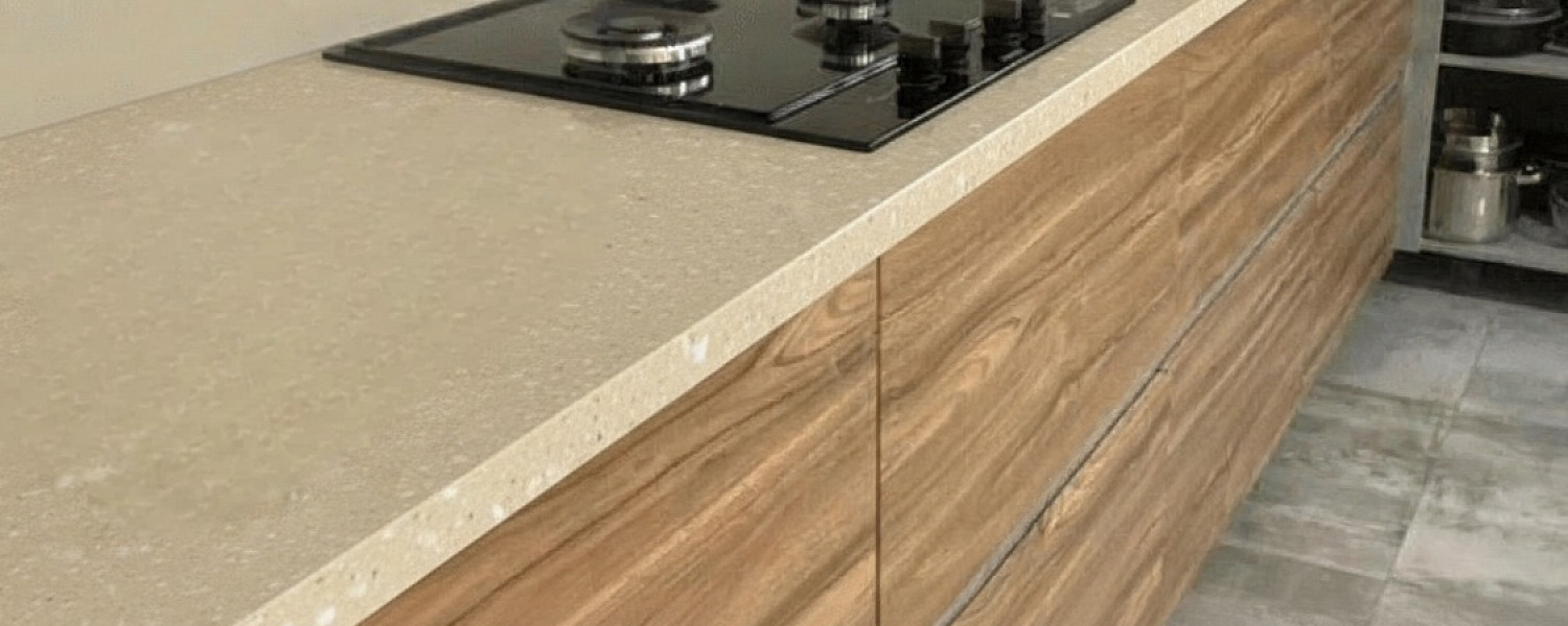Столешница Staron Pebble Gold