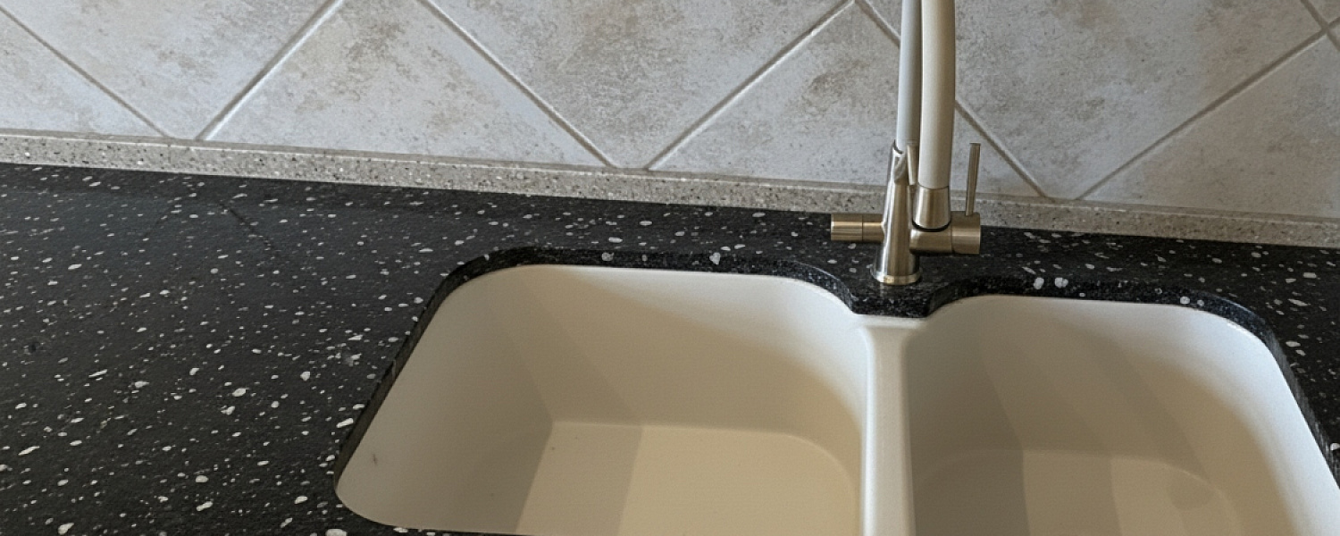Столешница Staron Pebble Ebony