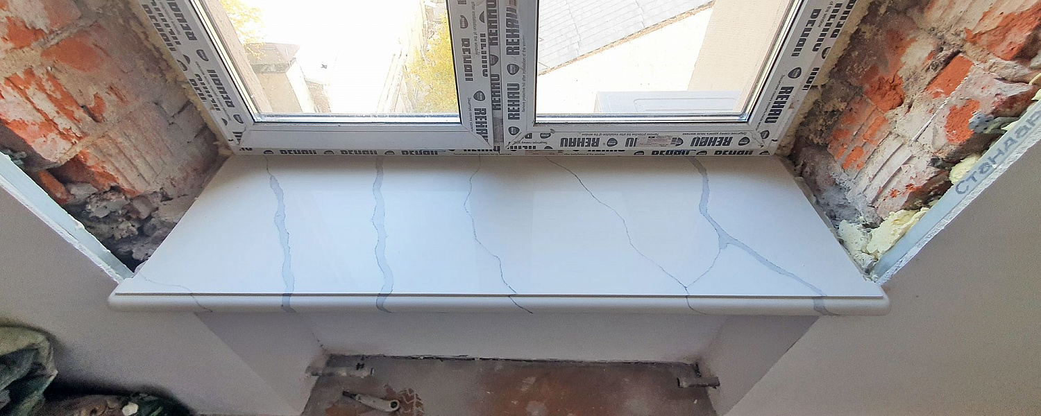 Подоконник из искусственного камня белый TECHNISTONE Crystal Calacatta Amnis