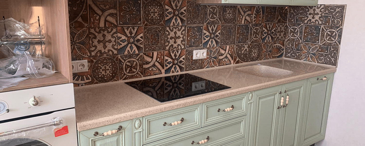 Столешница прямая для кухни из искусственного камня Staron so446 с мойкой из камня